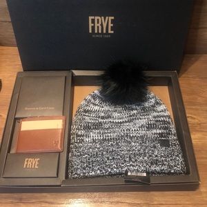 Frye marled beanie and card case set new with box
